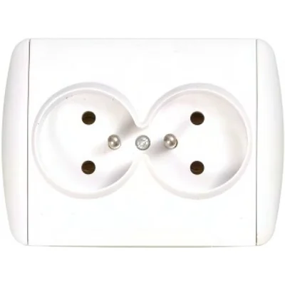 GNIAZDO PODWÓJNE Z UZIEMIENIEM